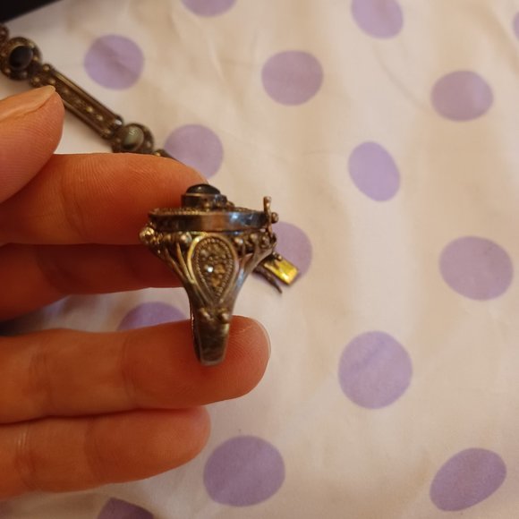 1940's Onyx Art Deco Bracelet and Lockett Ring Set - Picture 12 of 12